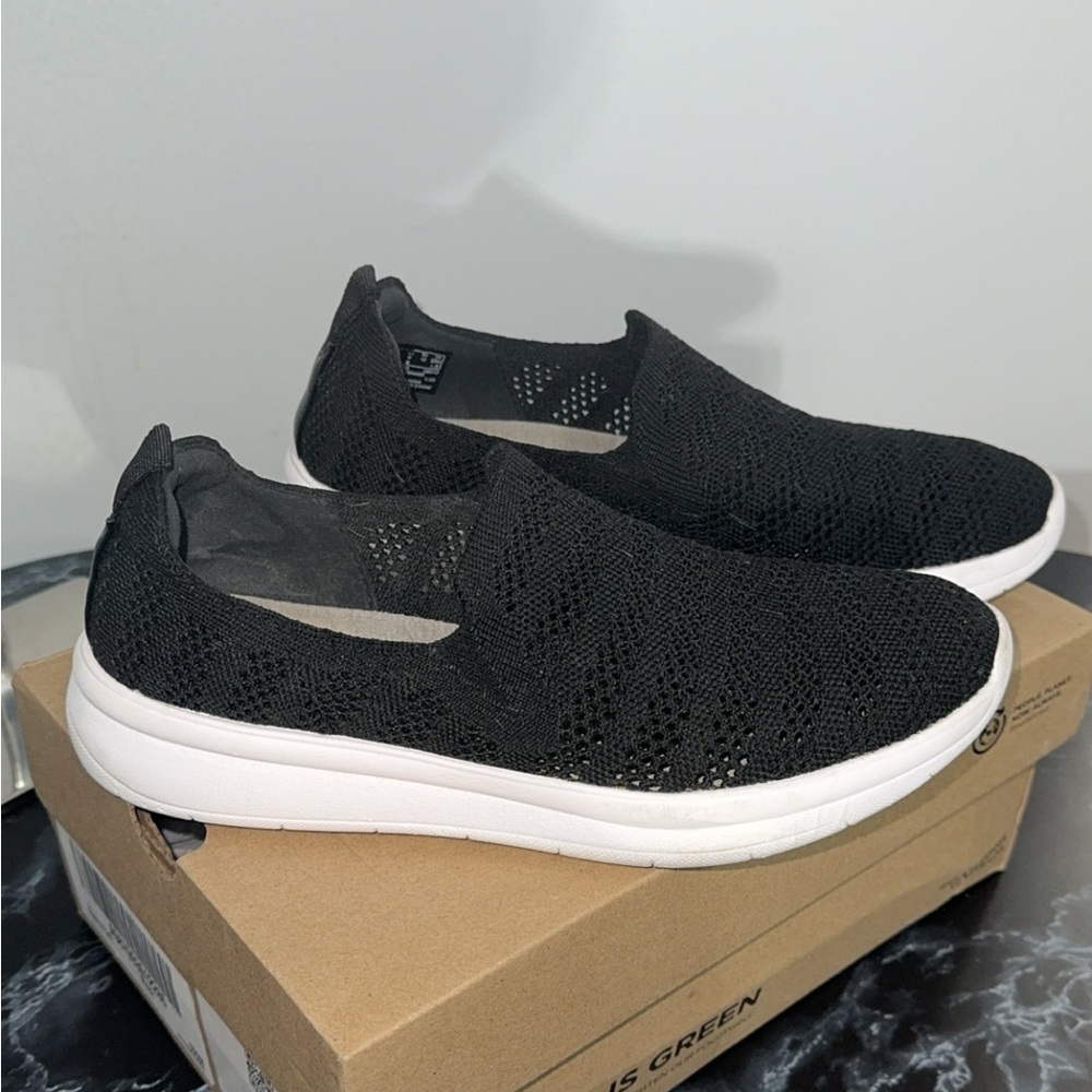 Clarks Cloudsteppers Comfy Shoes Perforated Knit Slip-Ons Ezera Path Black Sz 9 - Picture 2 of 13